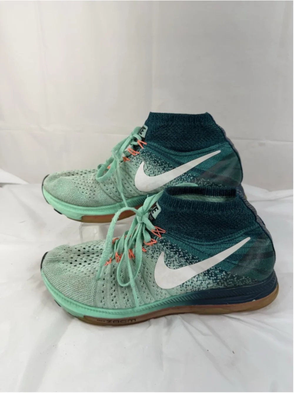 Nike LunarEpic Flyknit H2O Repel Shield Green Running Shoes 849665-300 Women 7